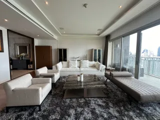 出售 3 卧室 公寓 在 Pathum Wan, 曼谷