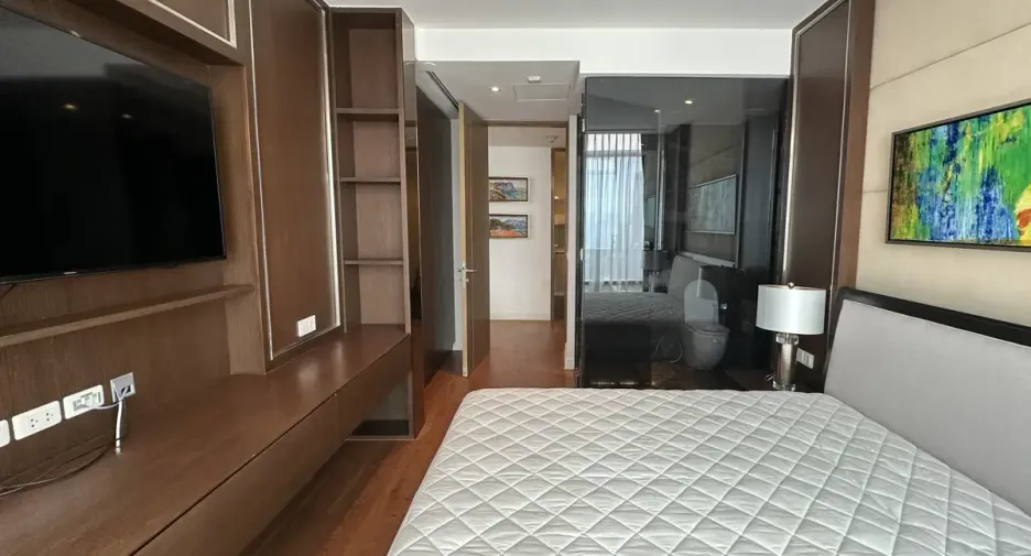 For sale 3 bedrooms condo in Pathum Wan, Bangkok