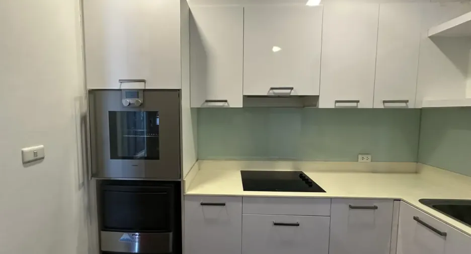 For sale 3 bedrooms condo in Pathum Wan, Bangkok