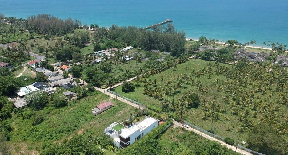 For sale 6 bed villa in Takua Thung, Phang Nga