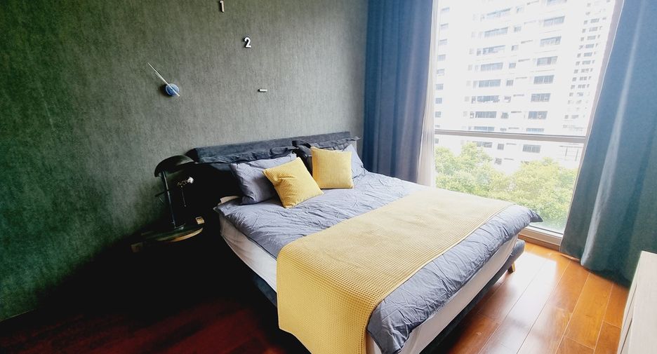 For sale 2 bedrooms condo in Watthana, Bangkok