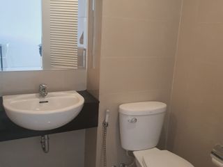 For rent 1 bed condo in Lat Krabang, Bangkok
