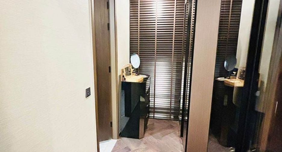 For rent 2 bed condo in Khlong Toei, Bangkok