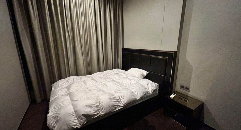 For rent 2 bed condo in Khlong Toei, Bangkok