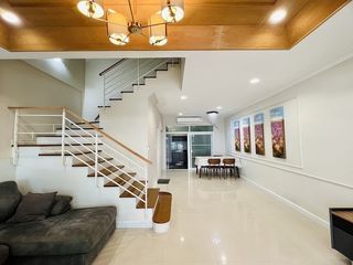 Reihenhaus zur Miete mit 3 Zimmer in Prawet, Bangkok