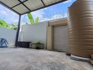 Reihenhaus zur Miete mit 3 Zimmer in Phra Khanong, Bangkok