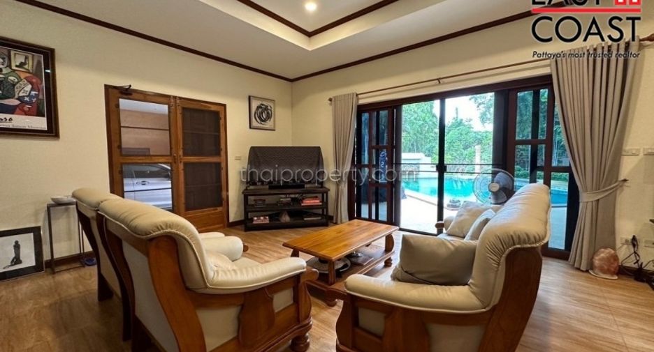 For sale 5 bed house in Bang Lamung, Chonburi