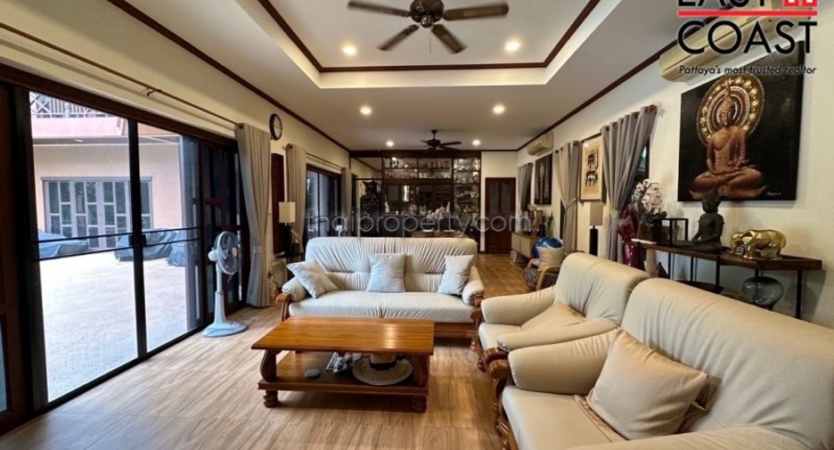 For sale 5 bed house in Bang Lamung, Chonburi