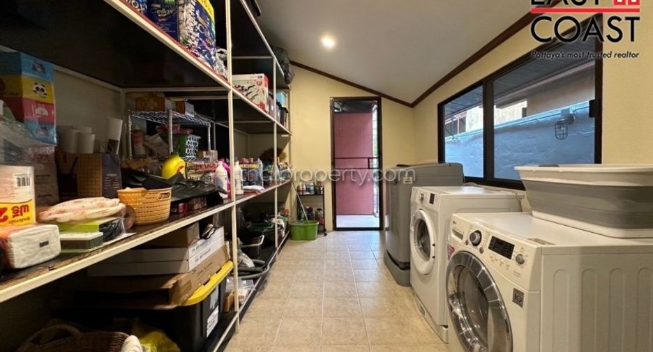 For sale 5 bed house in Bang Lamung, Chonburi