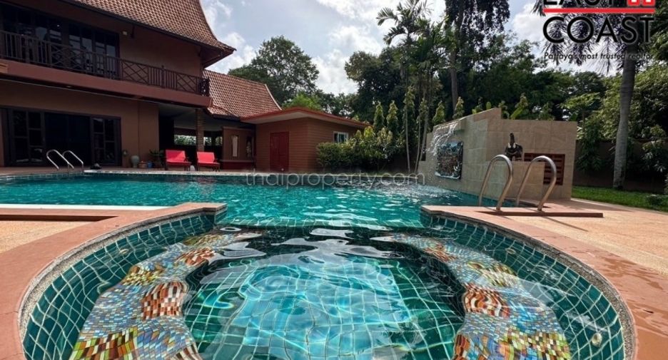 For sale 5 bed house in Bang Lamung, Chonburi