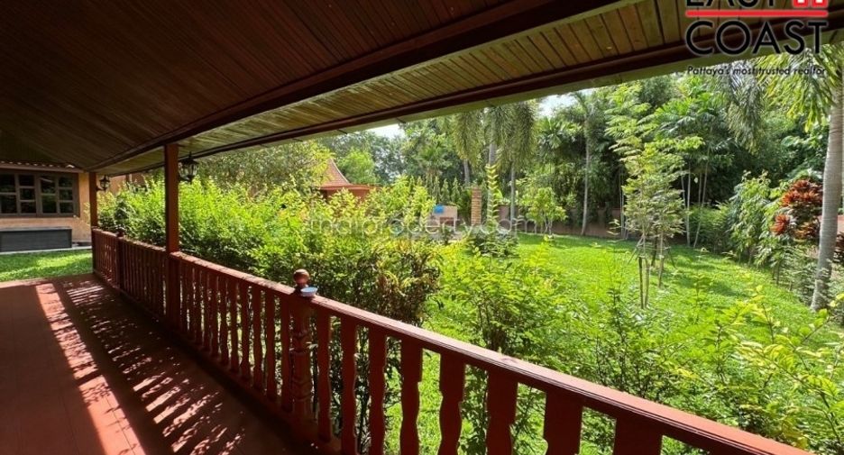 For sale 5 bed house in Bang Lamung, Chonburi