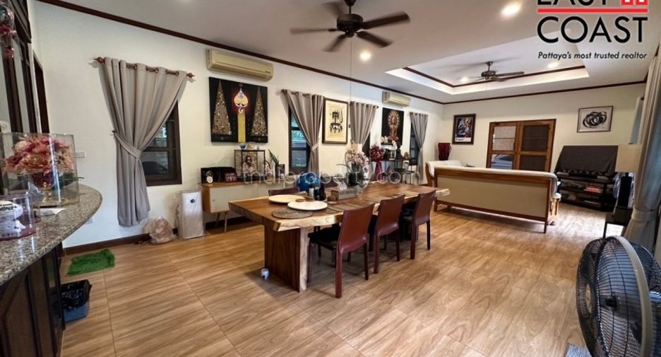 For sale 5 bed house in Bang Lamung, Chonburi
