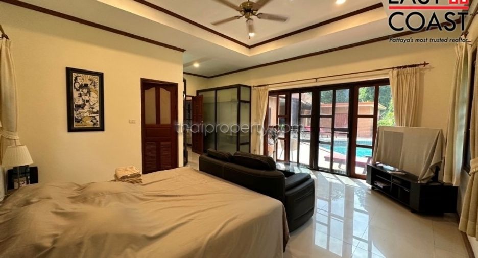 For sale 5 bed house in Bang Lamung, Chonburi