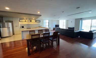 For rent 3 bed condo in Pathum Wan, Bangkok