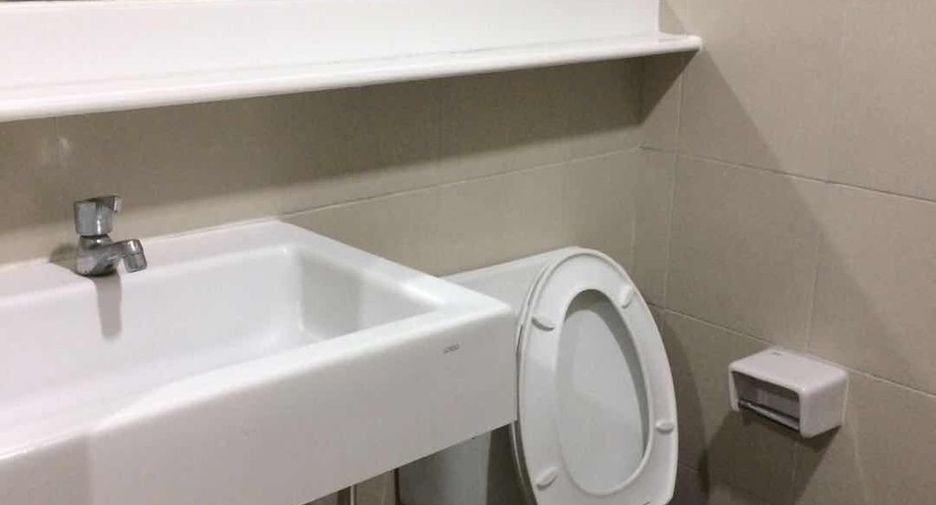 For sale 1 bed condo in Khlong Toei, Bangkok