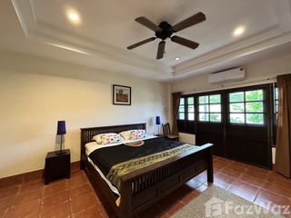 For rent 4 bed townhouse in Hua Hin, Prachuap Khiri Khan