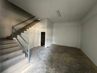 For rent warehouse in Mueang Samut Sakhon, Samut Sakhon