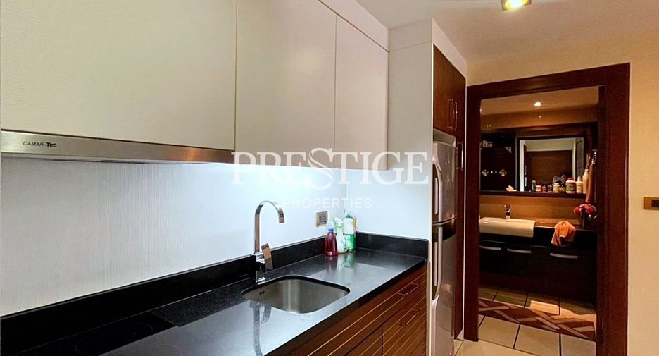 For sale studio condo in Pratumnak, Pattaya