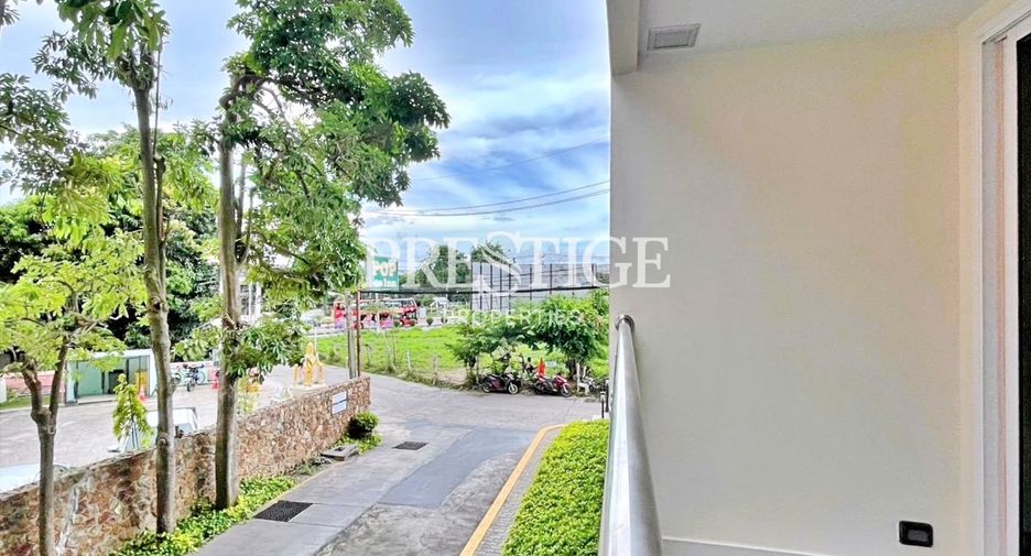 For sale studio condo in Pratumnak, Pattaya