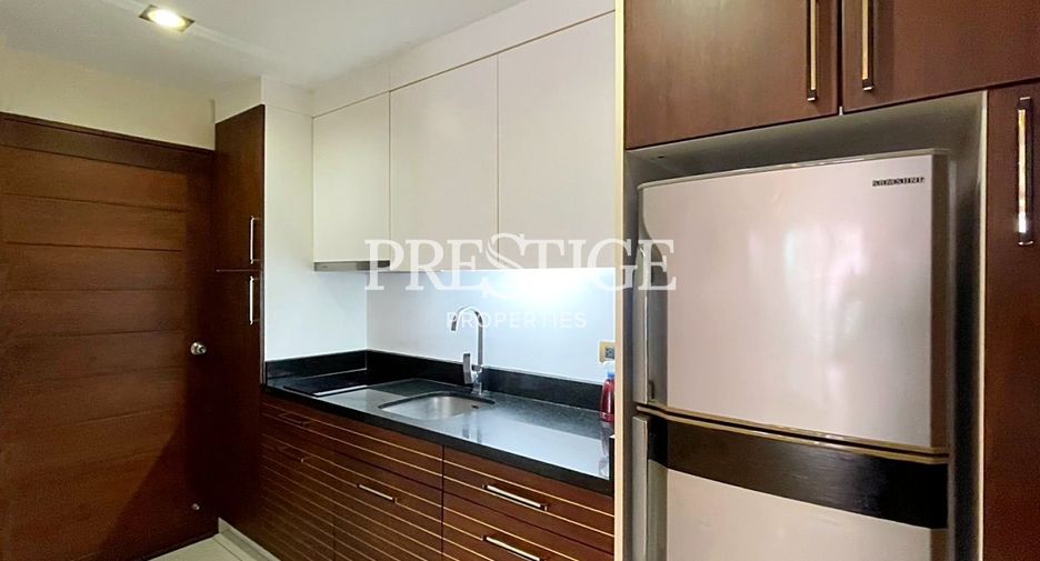 For sale studio condo in Pratumnak, Pattaya