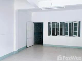 For sale 2 Beds townhouse in Mueang Nakhon Ratchasima, Nakhon Ratchasima