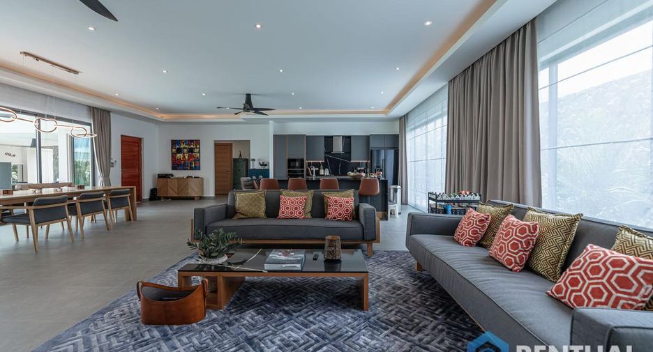 For sale 3 bedrooms villa in East Pattaya, Pattaya