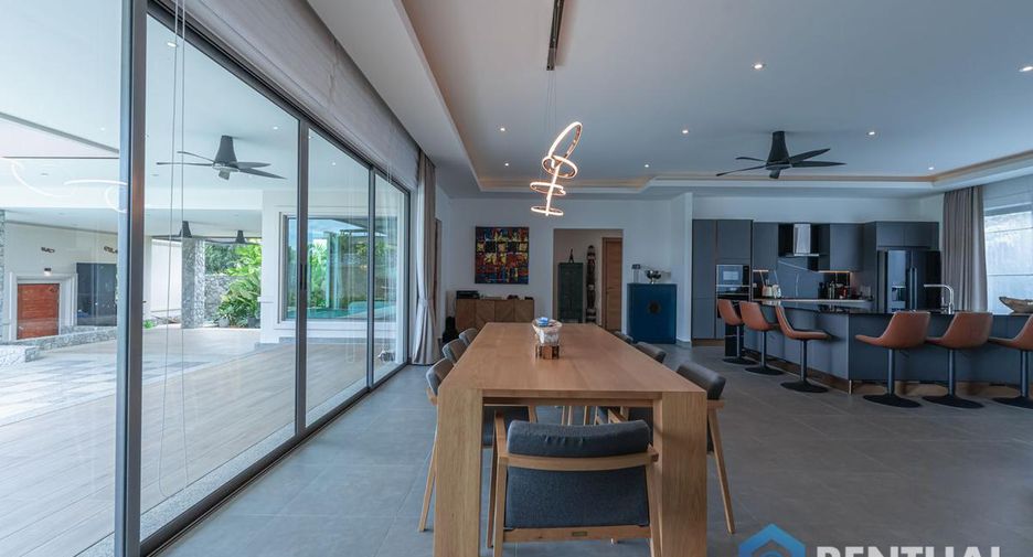 For sale 3 bedrooms villa in East Pattaya, Pattaya