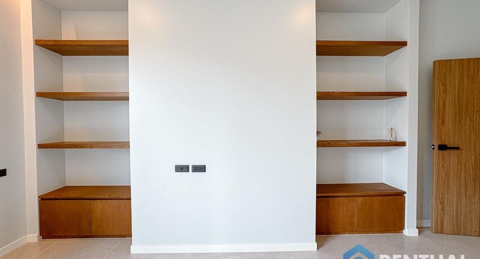 For sale 3 bedrooms house in East Pattaya, Pattaya