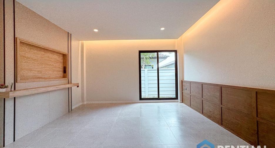 For sale 3 bedrooms house in East Pattaya, Pattaya