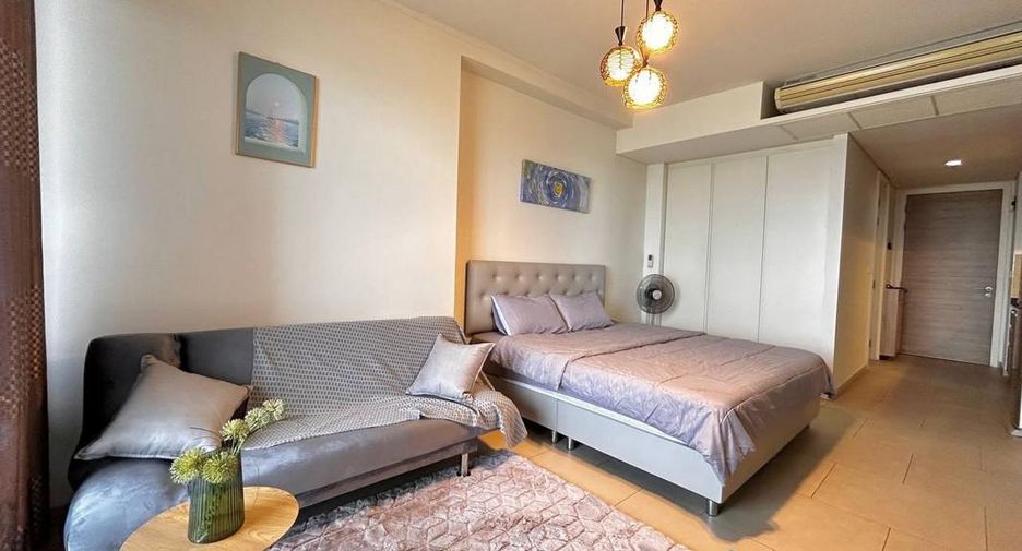 For sale studio condo in Bang Lamung, Chonburi