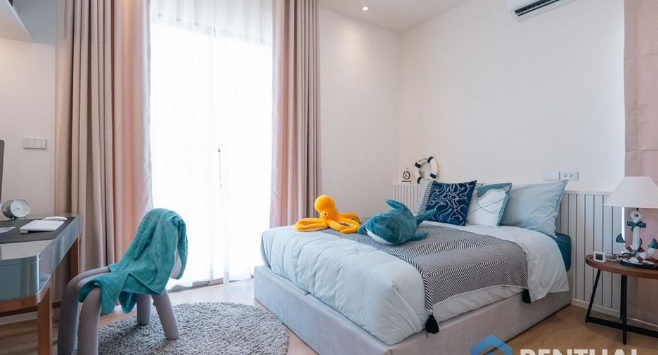 For sale 4 bedrooms house in Bang Lamung, Chonburi