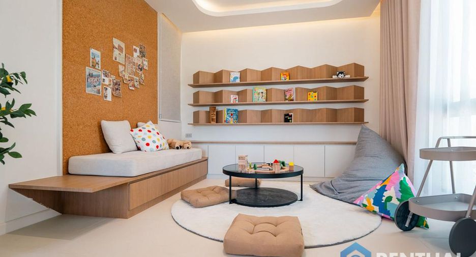 For sale 4 bedrooms house in Bang Lamung, Chonburi