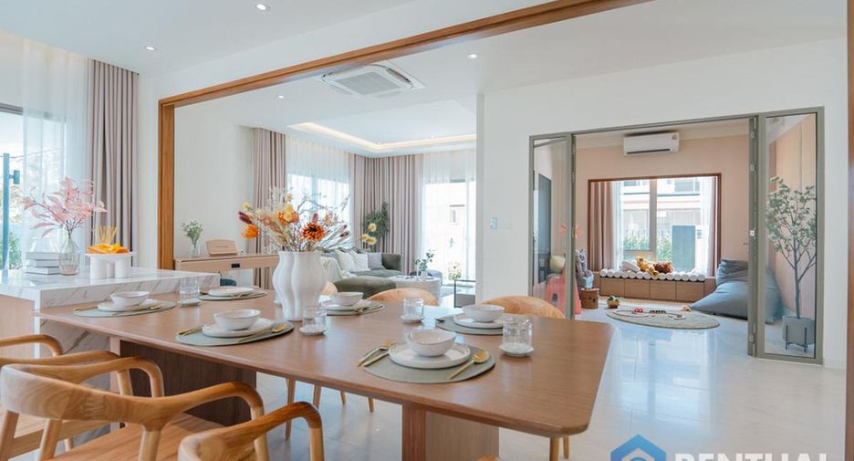 For sale 4 bedrooms house in Bang Lamung, Chonburi