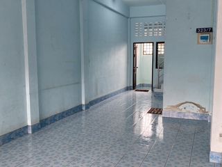 For sale 2 bed townhouse in Mueang Sakon Nakhon, Sakon Nakhon