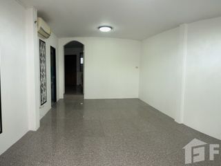 For sale 3 bed townhouse in Hat Yai, Songkhla