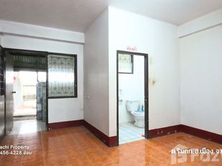 For sale 2 bed townhouse in Mueang Chiang Rai, Chiang Rai