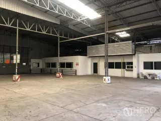 出租 仓库 在 Pak Kret, Nonthaburi