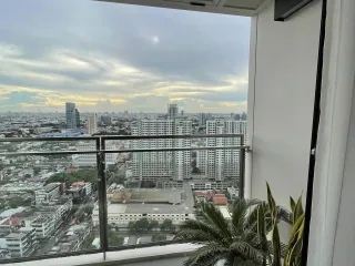 For sale 1 Beds condo in Phaya Thai, Bangkok