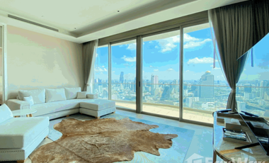 For rent 2 bed condo in Khlong San, Bangkok