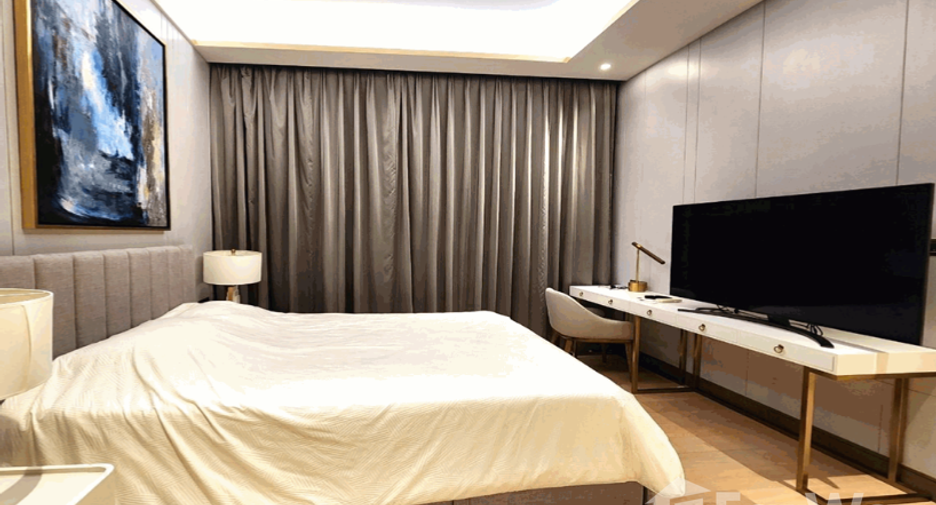 For rent 2 bed condo in Khlong San, Bangkok