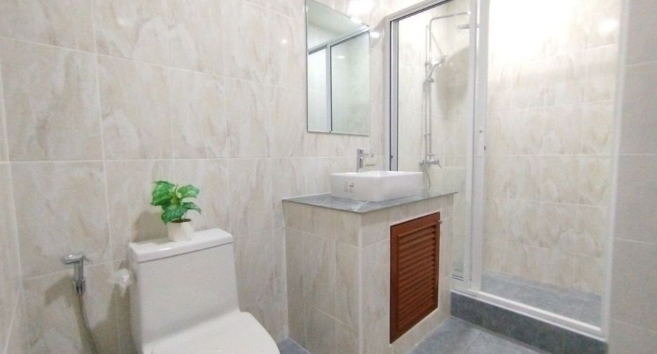 For sale 5 bed villa in Bang Lamung, Chonburi