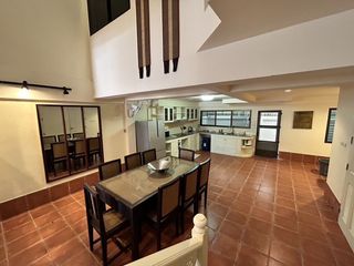For sale 4 bed townhouse in Hua Hin, Prachuap Khiri Khan