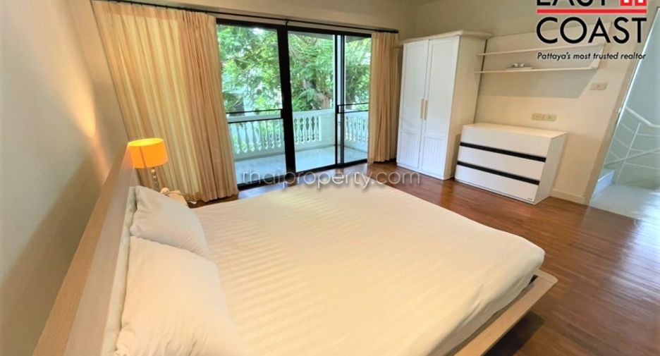 For rent and for sale 3 bed house in Sattahip, Chonburi