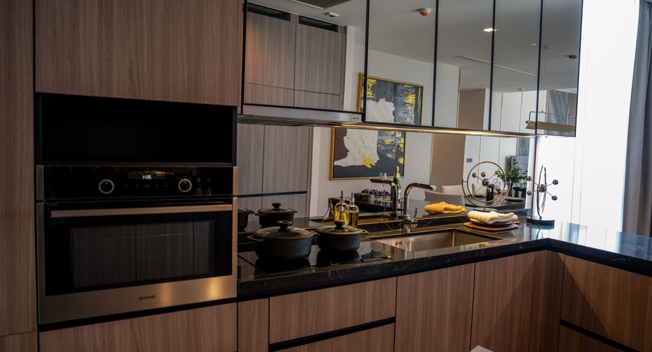 For sale 2 Beds condo in Watthana, Bangkok