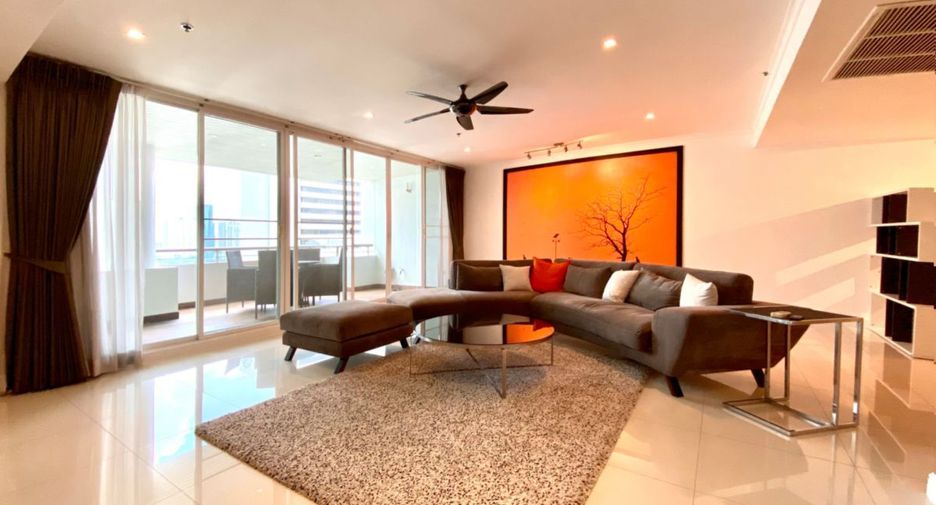 For sale 3 bed condo in Watthana, Bangkok