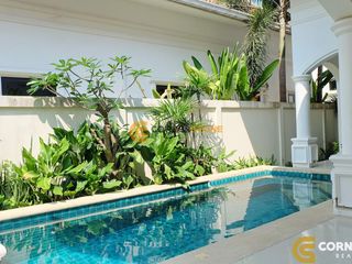 For rent and for sale 3 bedrooms house in Na Jomtien, Pattaya