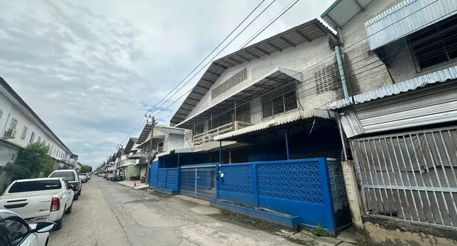 For rent warehouse in Lam Luk Ka, Pathum Thani