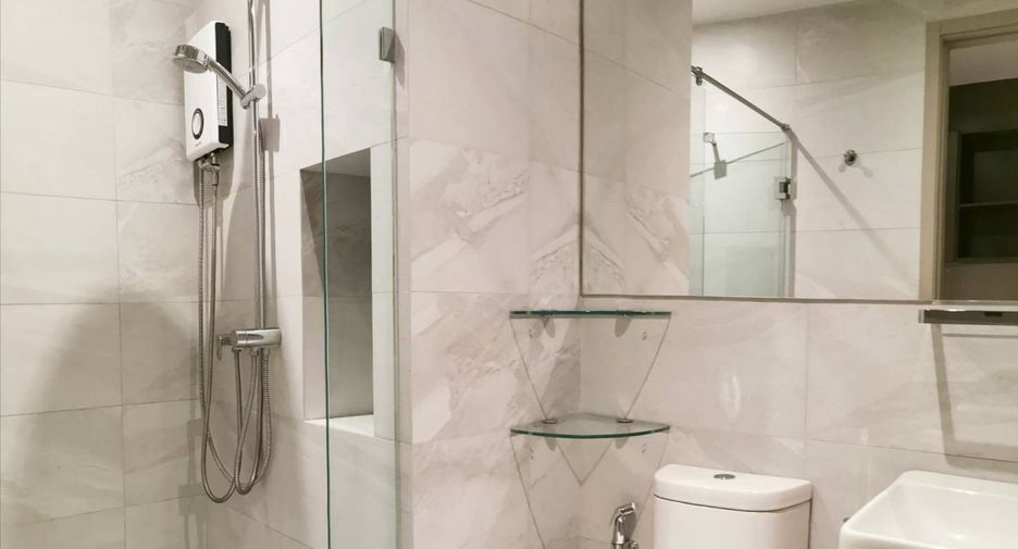 For sale スタジオ condo in Watthana, Bangkok