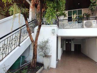 For rent 3 Beds townhouse in Watthana, Bangkok