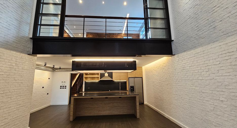Condo en venta de 5 habitaciones en Watthana, Bangkok